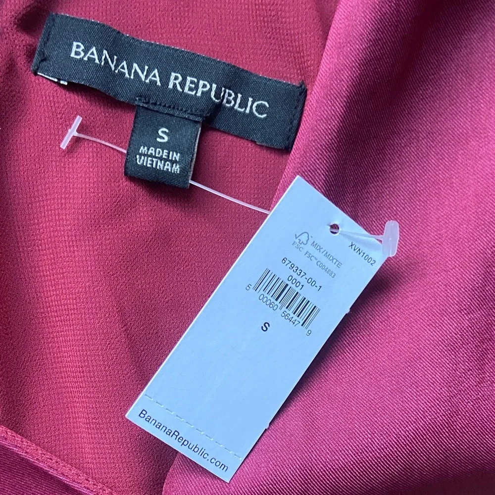 Sale! Banana Republic Deep Red Silky Wrap Blouse. Size S. NWT - Picture 9 of 11